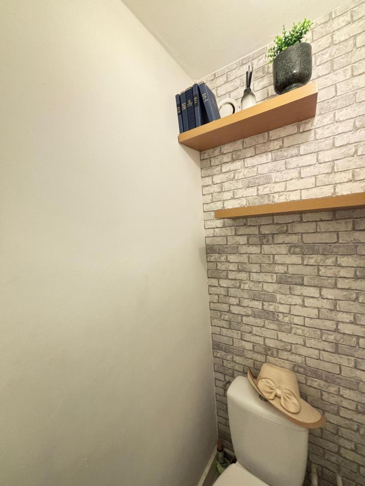 Studio T1- 2 Min Des Plages - Golf-Juan - Clim&Wifi Vallauris Buitenkant foto